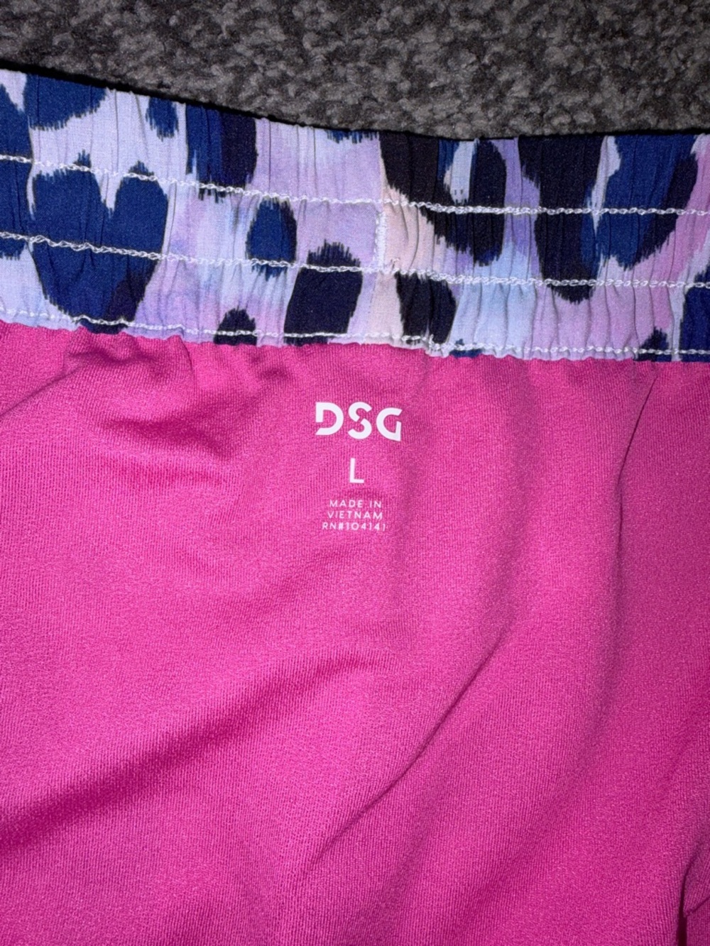 DSG Stride Active Shorts Lavender Leopard Print NWT Size Large - Picture 6 of 11